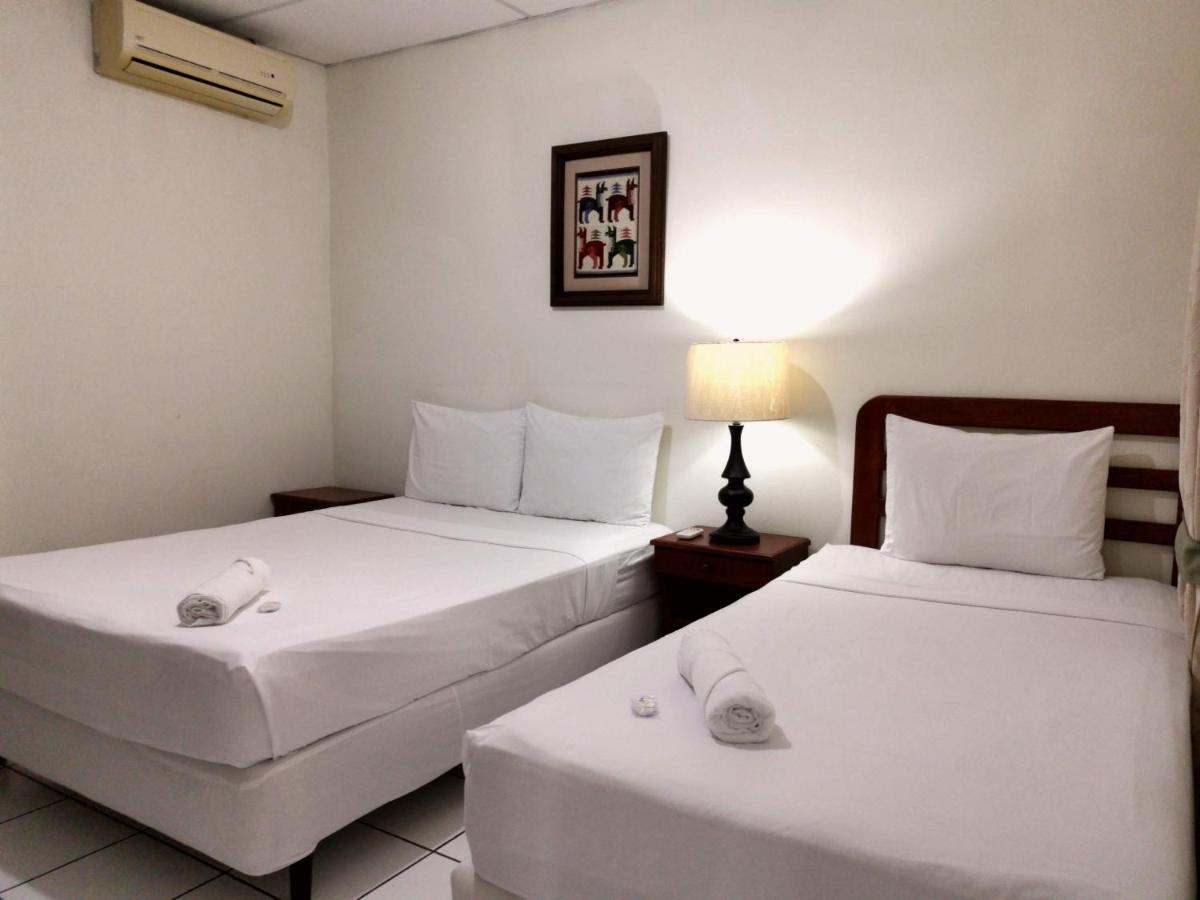 סאן סלבדור Hotel Armonia Hostal מראה חיצוני תמונה