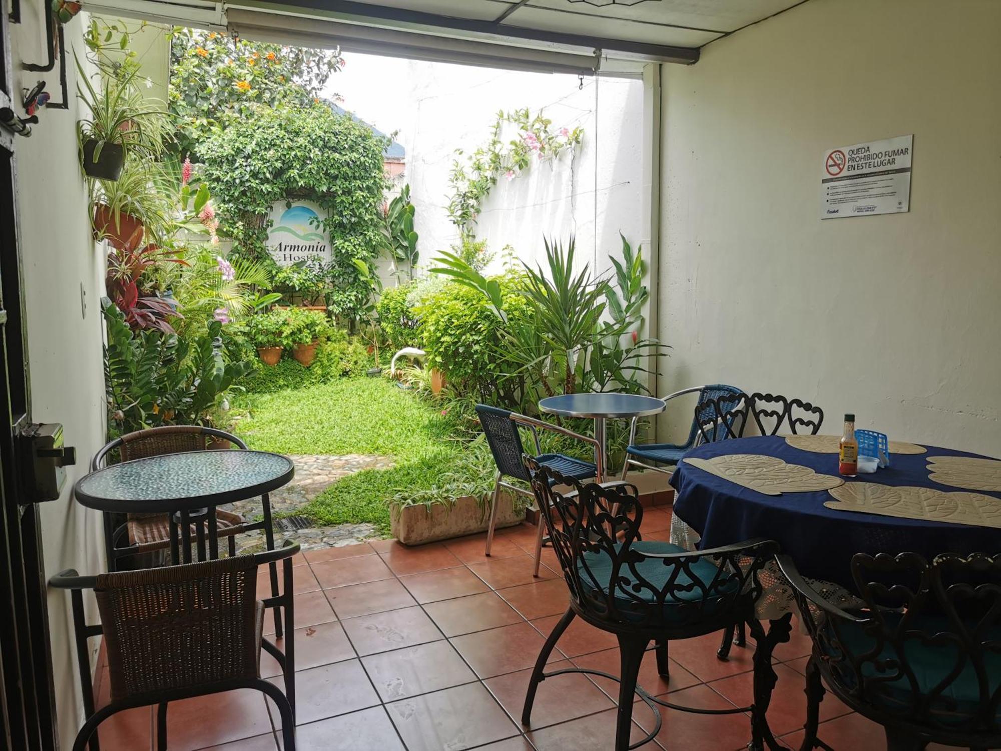 סאן סלבדור Hotel Armonia Hostal מראה חיצוני תמונה