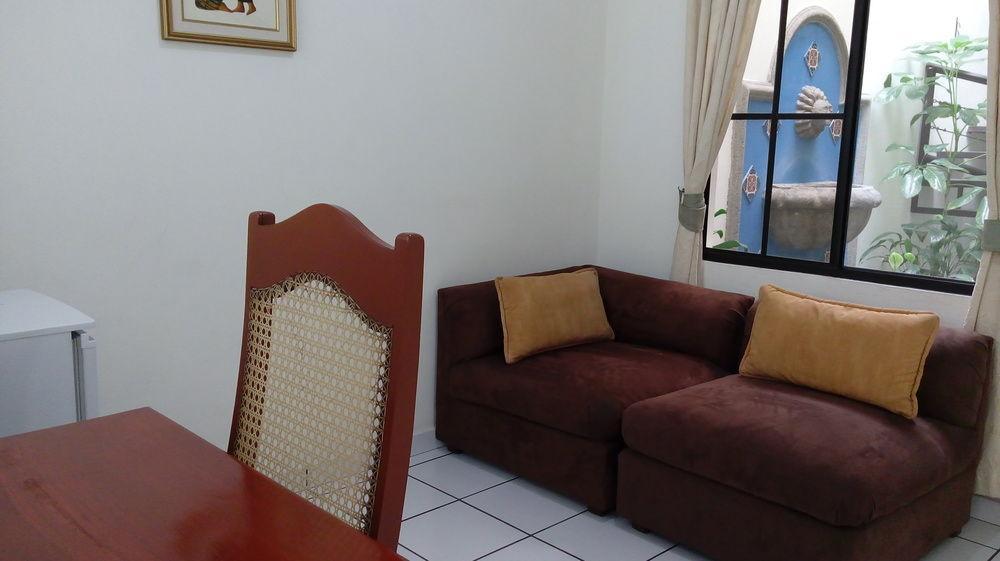 סאן סלבדור Hotel Armonia Hostal מראה חיצוני תמונה